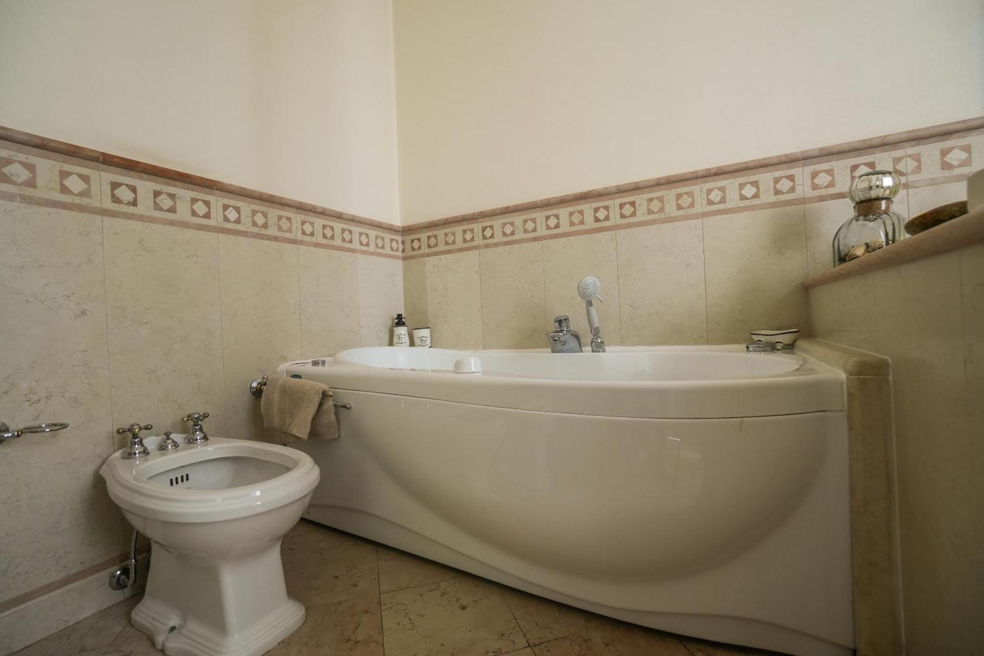 קסטלווטרו די מודנה Villa Messori Spa מראה חיצוני תמונה